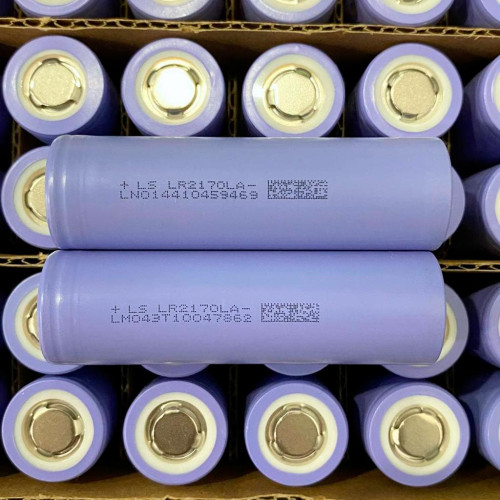 Акумулятор високострумовий Lishen LR2170LA, 4000 mAh, струм розряду: 45A, 21700